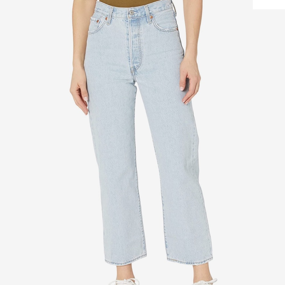 Levi’s Ribcage Straight ankle jeans